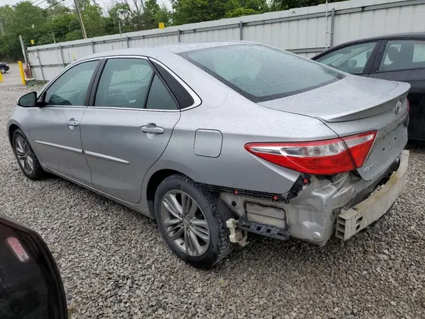 4T1BF1FK4GU150682 2016 TOYOTA CAMRY - Image 2