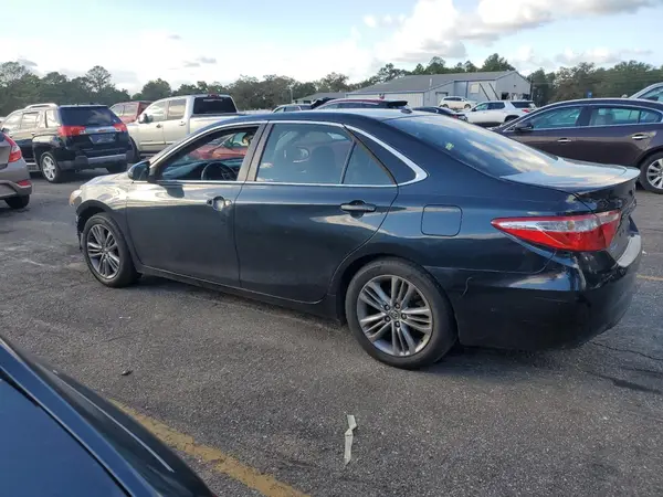 4T1BF1FK4GU152822 2016 TOYOTA CAMRY - Image 2