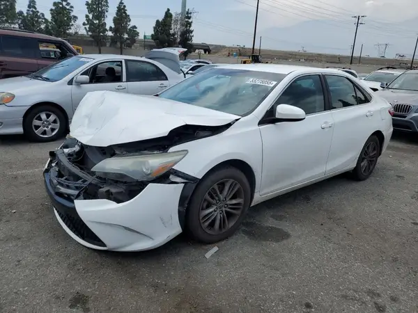 4T1BF1FK4GU159821 2016 TOYOTA CAMRY - Image 1