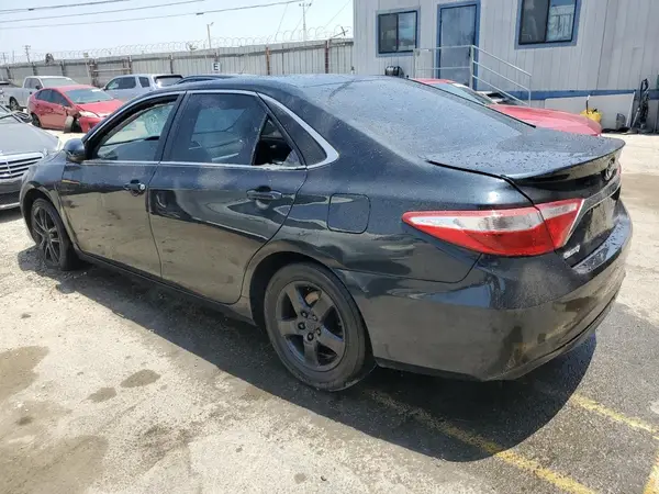 4T1BF1FK4GU160578 2016 TOYOTA CAMRY - Image 2