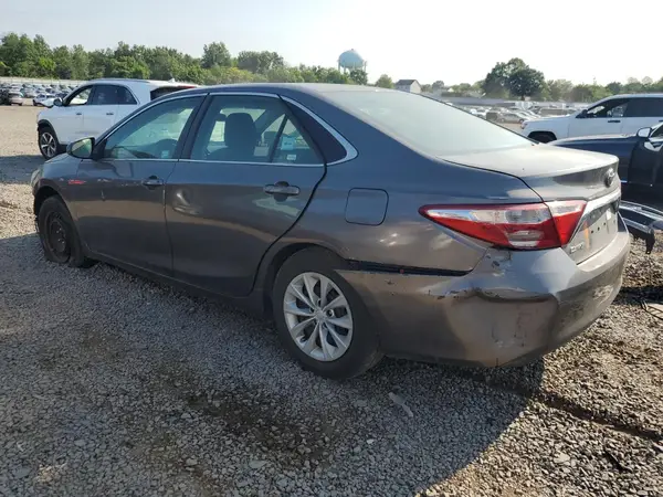 4T1BF1FK4GU161505 2016 TOYOTA CAMRY - Image 2
