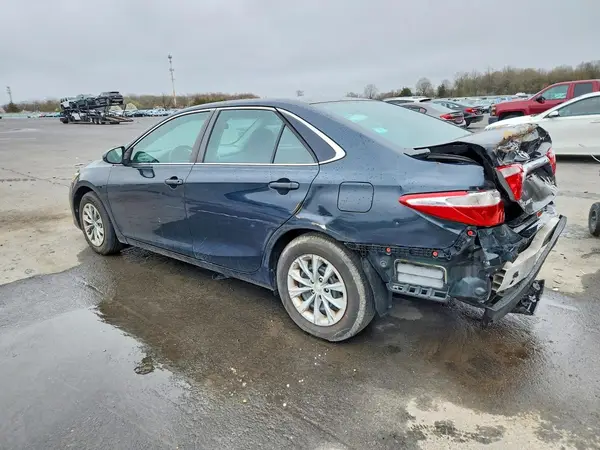 4T1BF1FK4GU165294 2016 TOYOTA CAMRY - Image 2