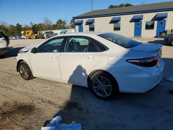 4T1BF1FK4GU172259 2016 TOYOTA CAMRY - Image 2