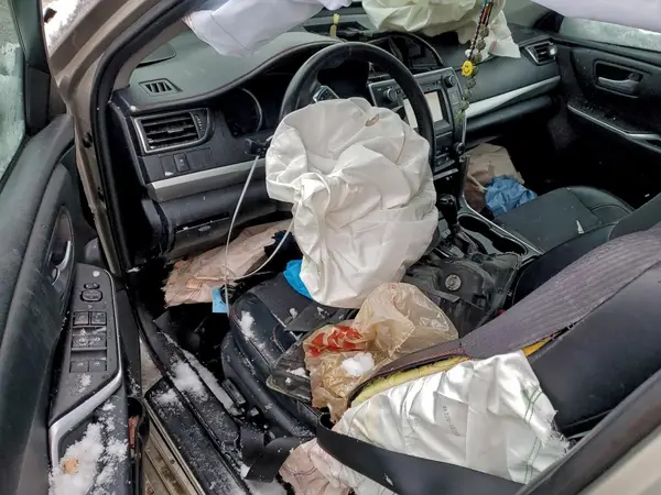 4T1BF1FK4GU173878 2016 TOYOTA CAMRY - Image 8