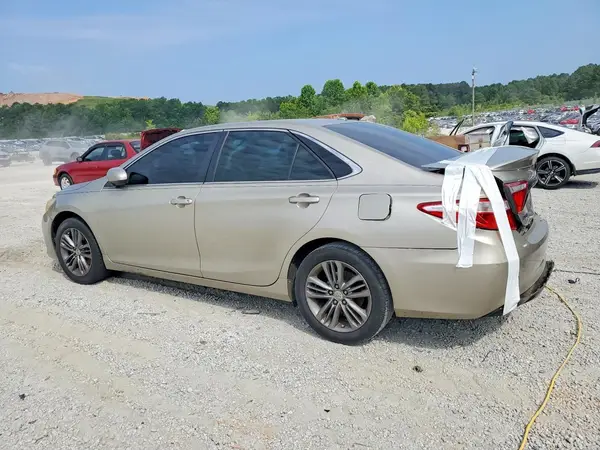 4T1BF1FK4GU174190 2016 TOYOTA CAMRY - Image 2