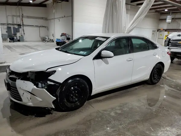 4T1BF1FK4GU177283 2016 TOYOTA CAMRY - Image 1