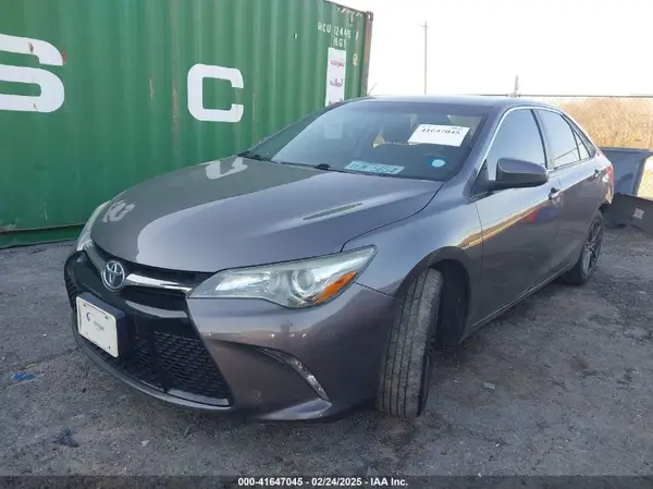 4T1BF1FK4GU177512 2016 TOYOTA CAMRY - Image 2