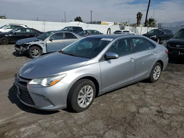 4T1BF1FK4GU180443 2016 TOYOTA CAMRY - Image 1