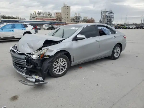 4T1BF1FK4GU182466 2016 TOYOTA CAMRY - Image 1