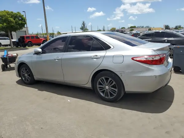 4T1BF1FK4GU182774 2016 TOYOTA CAMRY - Image 2