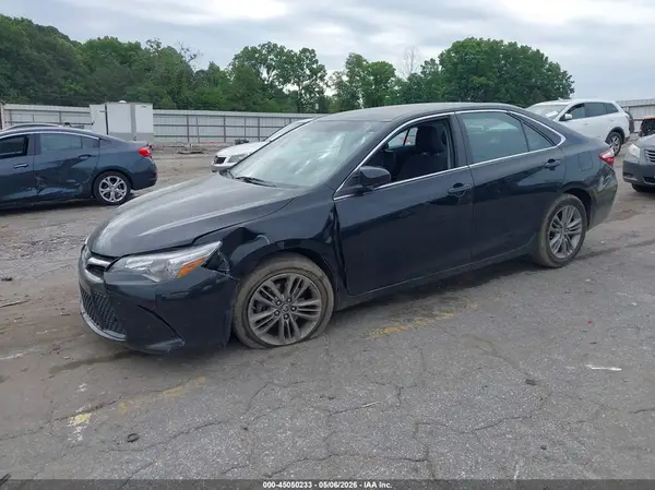 4T1BF1FK4GU186405 2016 TOYOTA CAMRY - Image 2