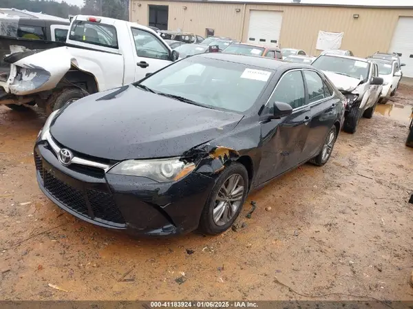 4T1BF1FK4GU187327 2016 TOYOTA CAMRY - Image 2