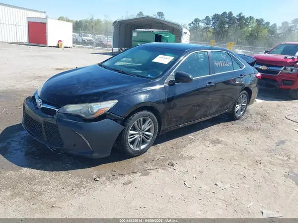 4T1BF1FK4GU188350 2016 TOYOTA CAMRY - Image 2