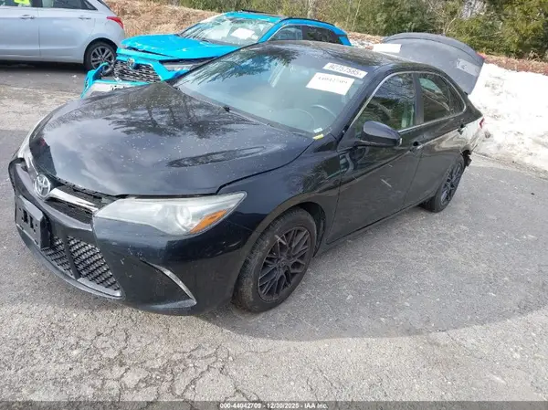 4T1BF1FK4GU192009 2016 TOYOTA CAMRY - Image 2