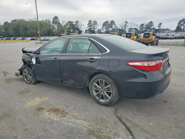 4T1BF1FK4GU202473 2016 TOYOTA CAMRY - Image 2