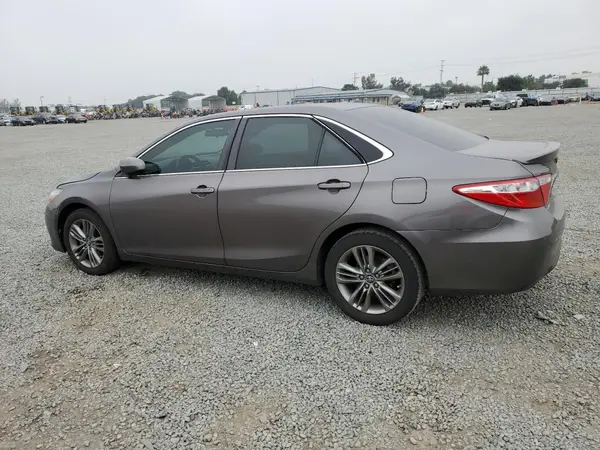 4T1BF1FK4GU204160 2016 TOYOTA CAMRY - Image 2