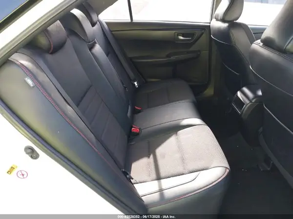 4T1BF1FK4GU207625 2016 TOYOTA CAMRY - Image 8