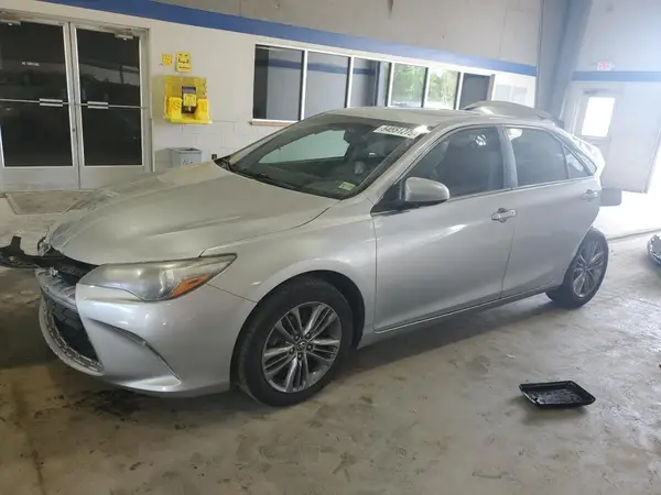4T1BF1FK4GU208029 2016 TOYOTA CAMRY - Image 1