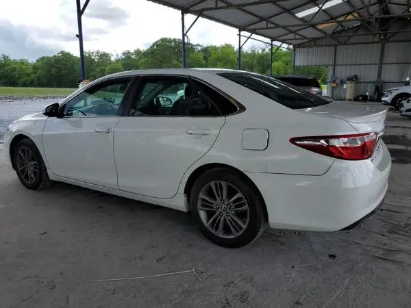 4T1BF1FK4GU208919 2016 TOYOTA CAMRY - Image 2