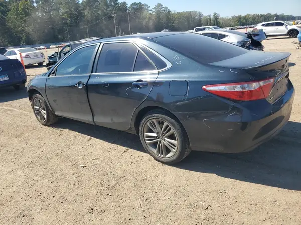 4T1BF1FK4GU209262 2016 TOYOTA CAMRY - Image 2