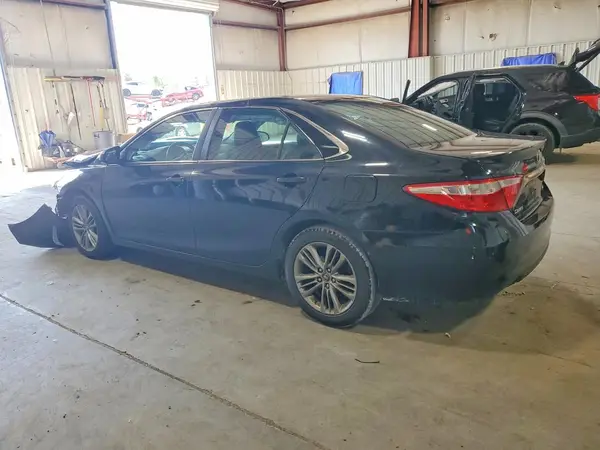 4T1BF1FK4GU215644 2016 TOYOTA CAMRY - Image 2