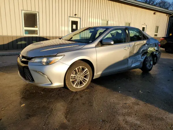 4T1BF1FK4GU216874 2016 TOYOTA CAMRY - Image 1