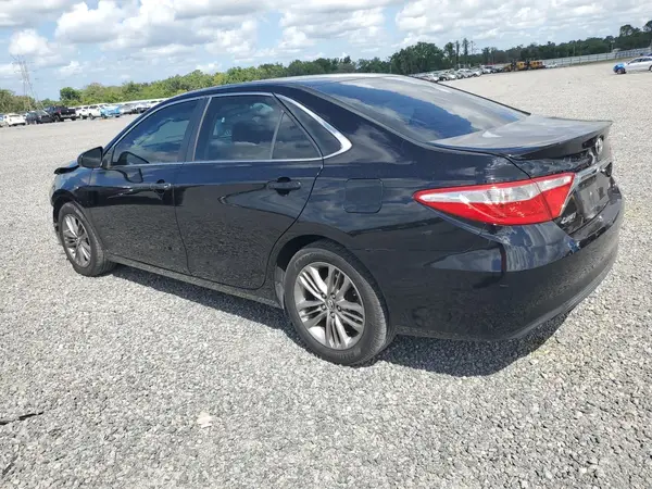 4T1BF1FK4GU219600 2016 TOYOTA CAMRY - Image 2