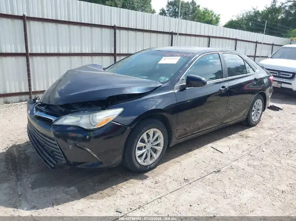 4T1BF1FK4GU224540 2016 TOYOTA CAMRY - Image 2