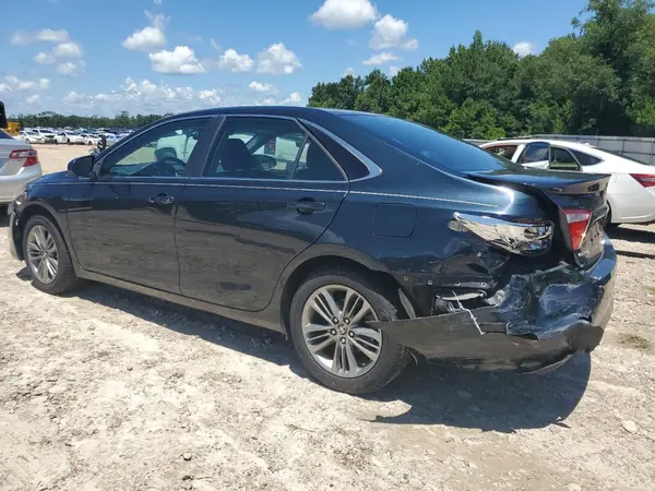 4T1BF1FK4GU228913 2016 TOYOTA CAMRY - Image 2