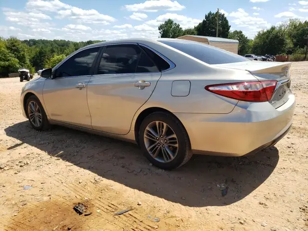 4T1BF1FK4GU230080 2016 TOYOTA CAMRY - Image 2