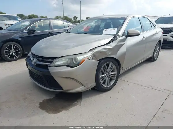 4T1BF1FK4GU237126 2016 TOYOTA CAMRY - Image 2