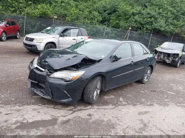 4T1BF1FK4GU243105 2016 TOYOTA CAMRY - Image 2
