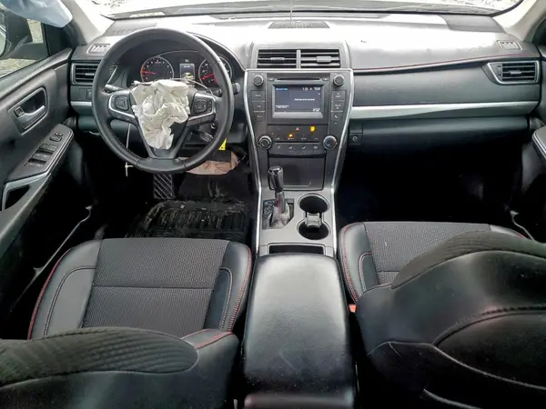 4T1BF1FK4GU256260 2016 TOYOTA CAMRY - Image 8
