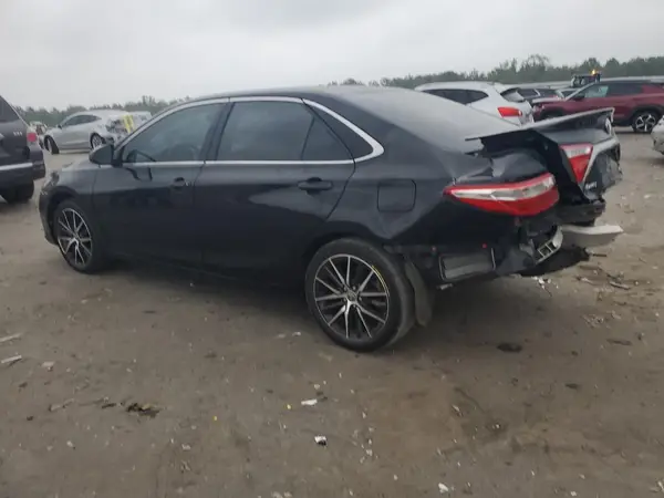 4T1BF1FK4GU263323 2016 TOYOTA CAMRY - Image 2