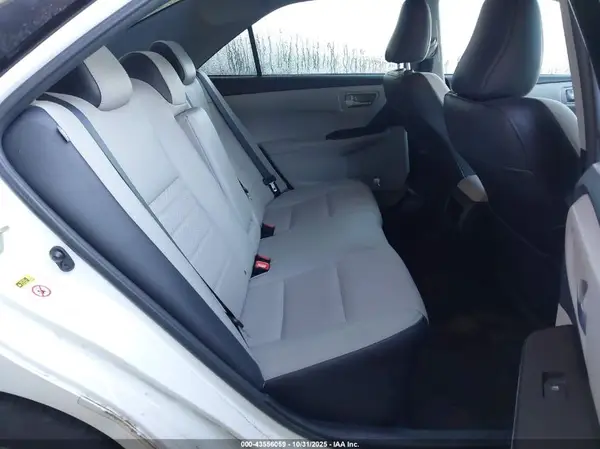 4T1BF1FK4GU264696 2016 TOYOTA CAMRY - Image 8