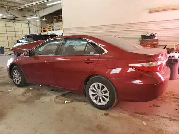 4T1BF1FK4GU506662 2016 TOYOTA CAMRY - Image 2
