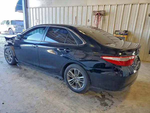 4T1BF1FK4GU507665 2016 TOYOTA CAMRY - Image 2