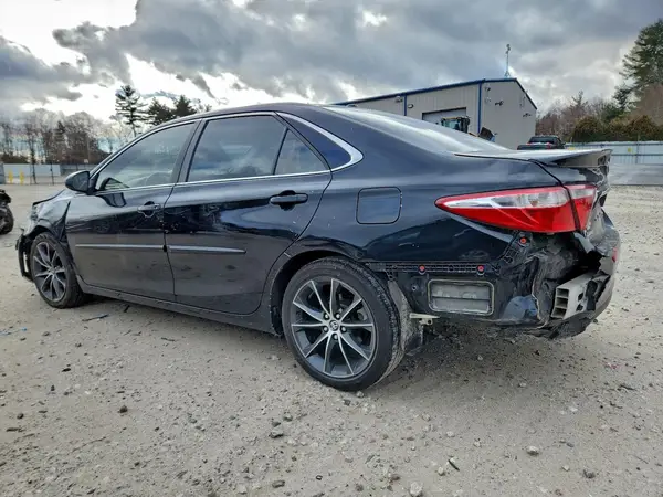 4T1BF1FK4GU511716 2016 TOYOTA CAMRY - Image 2