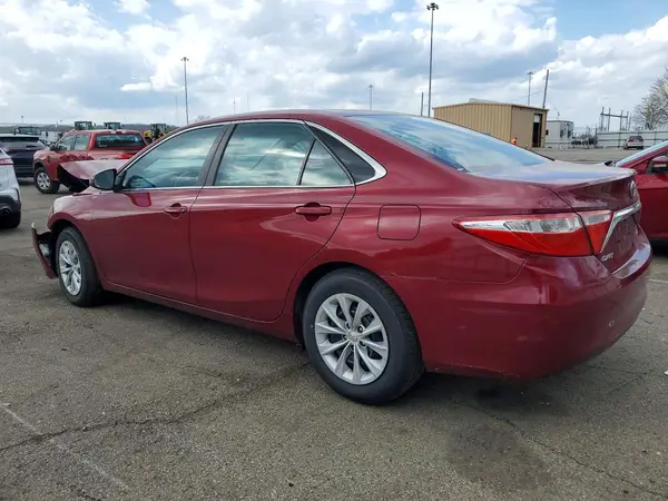4T1BF1FK4GU513837 2016 TOYOTA CAMRY - Image 2