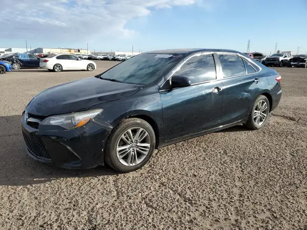 4T1BF1FK4GU517113 2016 TOYOTA CAMRY - Image 1