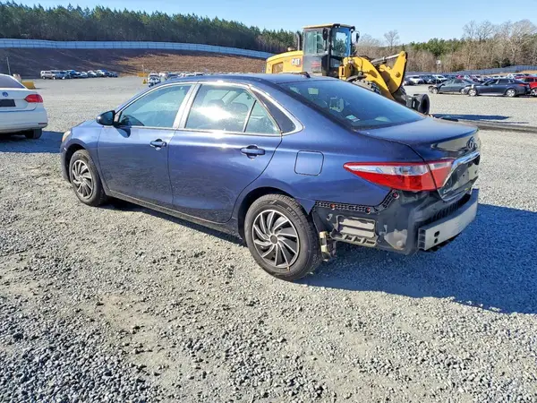 4T1BF1FK4GU518214 2016 TOYOTA CAMRY - Image 2