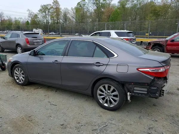 4T1BF1FK4GU518925 2016 TOYOTA CAMRY - Image 2
