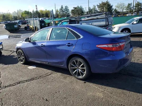 4T1BF1FK4GU519301 2016 TOYOTA CAMRY - Image 2