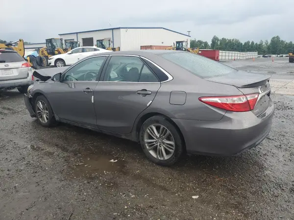 4T1BF1FK4GU520853 2016 TOYOTA CAMRY - Image 2