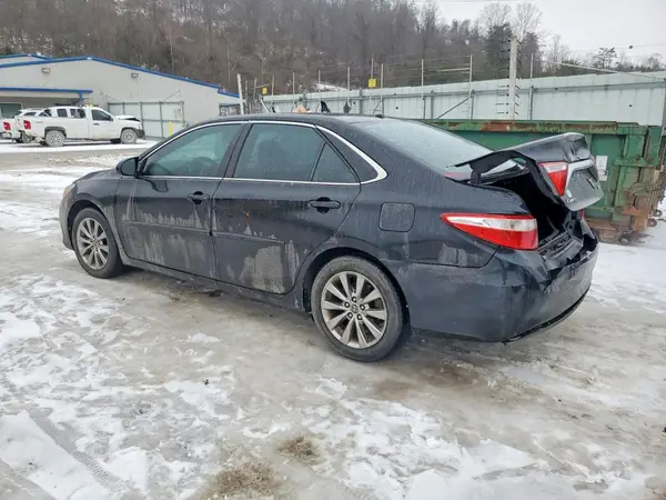 4T1BF1FK4GU524997 2016 TOYOTA CAMRY - Image 2