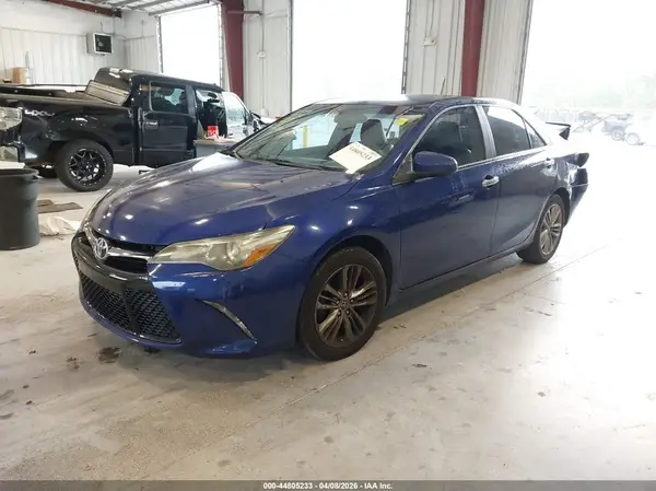 4T1BF1FK4GU525292 2016 TOYOTA CAMRY - Image 2
