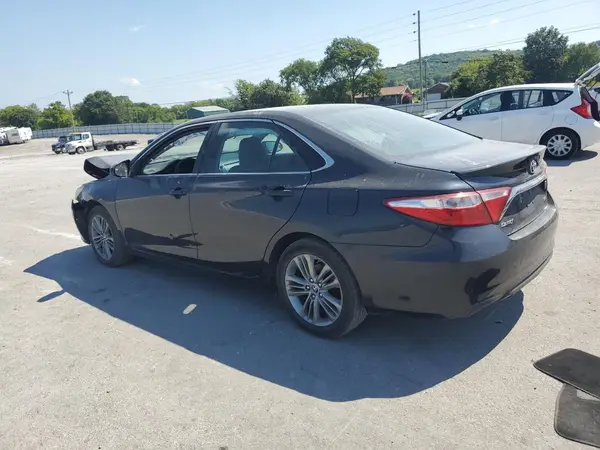 4T1BF1FK4GU526183 2016 TOYOTA CAMRY - Image 2