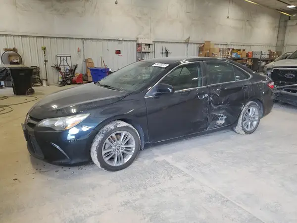 4T1BF1FK4GU526457 2016 TOYOTA CAMRY - Image 1