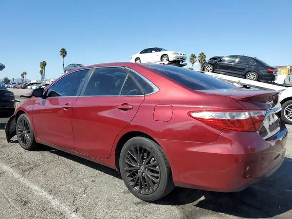 4T1BF1FK4GU527950 2016 TOYOTA CAMRY - Image 2