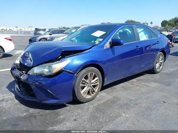 4T1BF1FK4GU528144 2016 TOYOTA CAMRY - Image 2